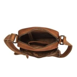 Chesterfield Birmingham Schoudertas Cognac 10 Chesterfield Birmingham Schoudertas Cognac -Fjallraven Tassen Verkoopwinkel 1260067753 c48.098031 3