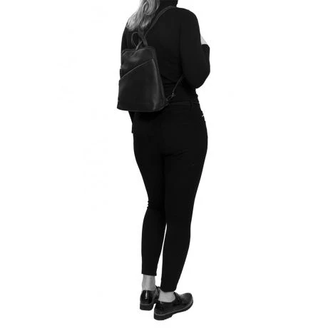 Chesterfield Claire Rugzak Black 7 Chesterfield Claire Rugzak Black - Afbeelding 5