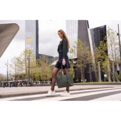 Charm London Birmingham Shopper 15.6" Black -Fjallraven Tassen Verkoopwinkel 20055001 4 1