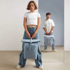 GOT BAG RollTop Lite Backpack 15" Barracuda 16 GOT BAG RollTop Lite Backpack 15" Barracuda -Fjallraven Tassen Verkoopwinkel 220714 rolltop lite barracuda mood 01 compressed