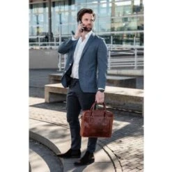 DSTRCT Premium Collection Laptopbag 14" Cognac -Fjallraven Tassen Verkoopwinkel 230030 laptoptas 14 inch dstrct cognac 5 1 1