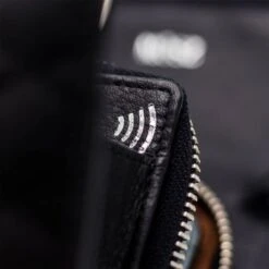 MOSZ Telefoontasje Quilted Black Brushed Silver 20 MOSZ Telefoontasje Quilted Black Brushed Silver -Fjallraven Tassen Verkoopwinkel 6 14 1 1