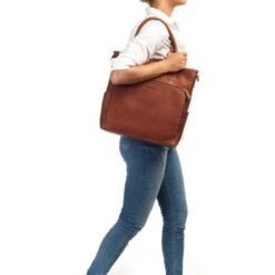 Burkely Antique Avery Shopper Cognac -Fjallraven Tassen Verkoopwinkel 8005217.56.24 6