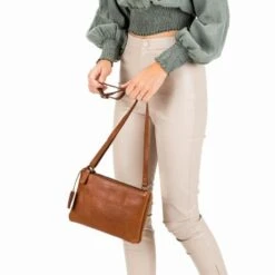 Burkely Antique Avery Crossover Schoudertas L Cognac 11 Burkely Antique Avery Crossover Schoudertas L Cognac -Fjallraven Tassen Verkoopwinkel 8005432.56.24 5