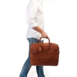 Burkely Vintage Max Worker 17.3" Schoudertas Cognac -Fjallraven Tassen Verkoopwinkel 9007339.22.24 7