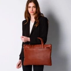 Piquadro Black Square Small Expandable Computer Bag 15.6'' Dark Brown 12 Piquadro Black Square Small Expandable Computer Bag 15.6'' Dark Brown -Fjallraven Tassen Verkoopwinkel ca4021b3 ve dett9 1 1 1