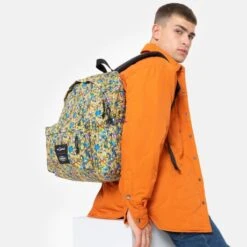Eastpak Padded Pak'r Rugzak The Simpsons Color -Fjallraven Tassen Verkoopwinkel ek000620 7a2 alt004 uc217734 mhigh