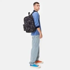 Eastpak Out Of Office Rugzak The Simpsons Black -Fjallraven Tassen Verkoopwinkel ek000767 7a1 alt012 uc235336 mhigh