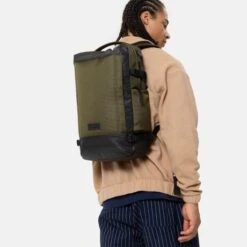 Eastpak Tecum M Cnnct Army -Fjallraven Tassen Verkoopwinkel ek00091d 5a1 alt012 uc235985 mhigh