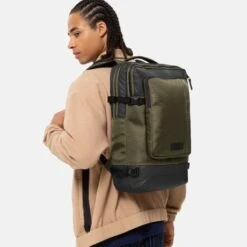 Eastpak Tecum L Cnnct Army -Fjallraven Tassen Verkoopwinkel ek00092d 5a1 alt012 uc235986 mhigh