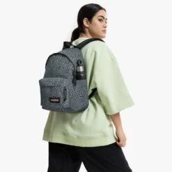 Eastpak Day Pak'r S Small Rugzak Funky Cheetah 13 Eastpak Day Pak'r S Small Rugzak Funky Cheetah -Fjallraven Tassen Verkoopwinkel ek0a5bg5 4e3 alt001 uc250669 mhigh