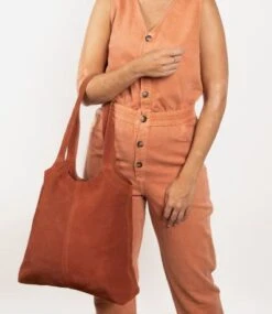 Cowboysbag Suede Handbag Alpha Brandy 11 Cowboysbag Suede Handbag Alpha Brandy -Fjallraven Tassen Verkoopwinkel handbag alpha 000302 brandy 20944 1