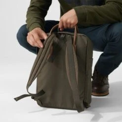 Fjallraven Fjällräven Kanken No. 2 Laptop 15" Rugzak Foilage Green 16 Fjallraven Fjällräven Kanken No. 2 Laptop 15" Rugzak Foilage Green -Fjallraven Tassen Verkoopwinkel kanken no 2 laptop 15 23569 663 i detail fjr