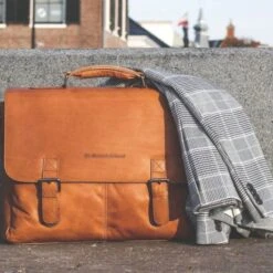 Chesterfield Belfast Business Schoudertas 15.6" Cognac -Fjallraven Tassen Verkoopwinkel leren laptoptas cognac belfast 1