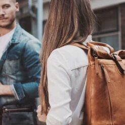 Chesterfield Dali Rugzak Cognac -Fjallraven Tassen Verkoopwinkel leren rugzak cognac dali 1 1