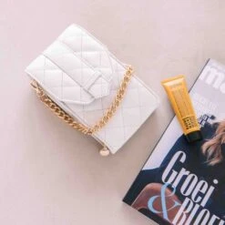 MOSZ Telefoontasje Quilted Black Light Gold -Fjallraven Tassen Verkoopwinkel sfeer 15