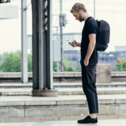 Salzen Alpha Backpack Leather Charcoal Black -Fjallraven Tassen Verkoopwinkel zen bac 005 801 30zen bac 005 801 30 1542378243342